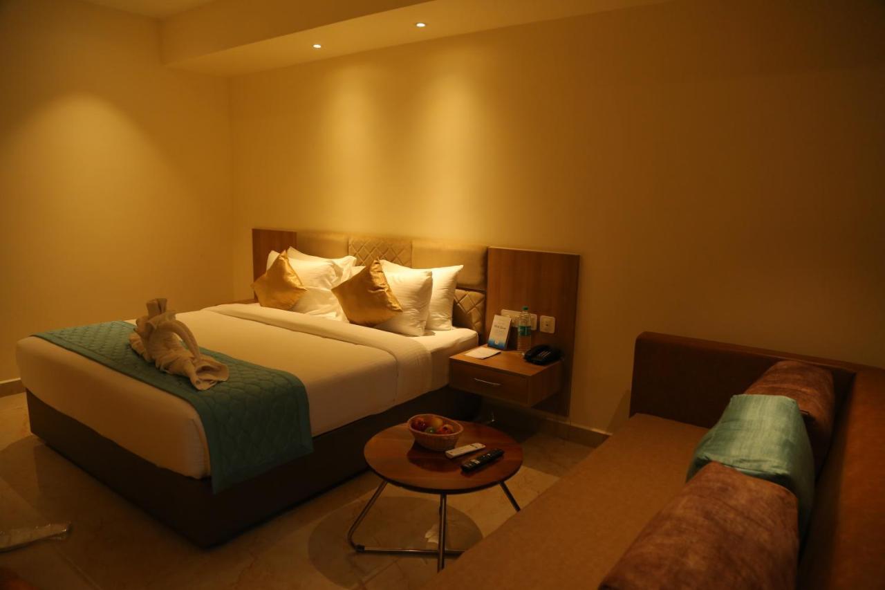 Misty Ocean - A Bergamont Group Of Hotel Kuilapalayam Esterno foto