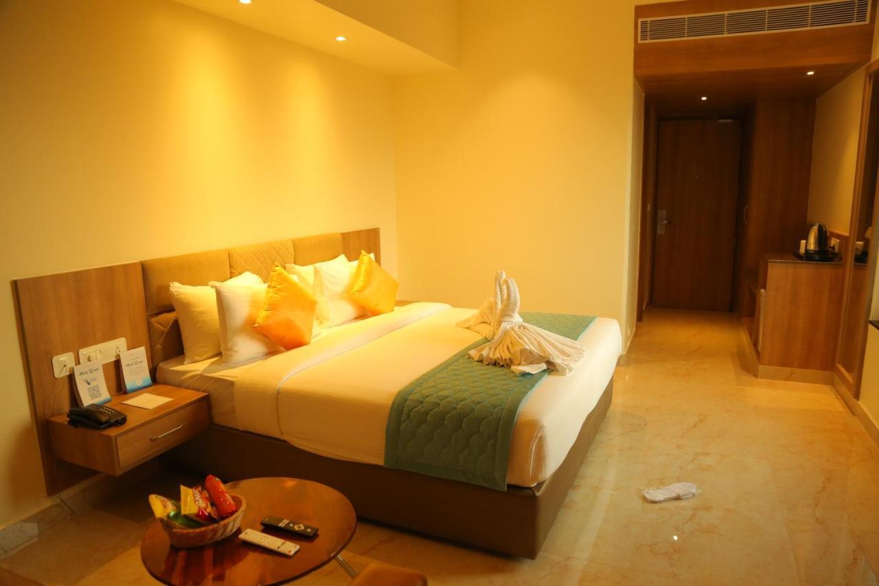 Misty Ocean - A Bergamont Group Of Hotel Kuilapalayam Esterno foto