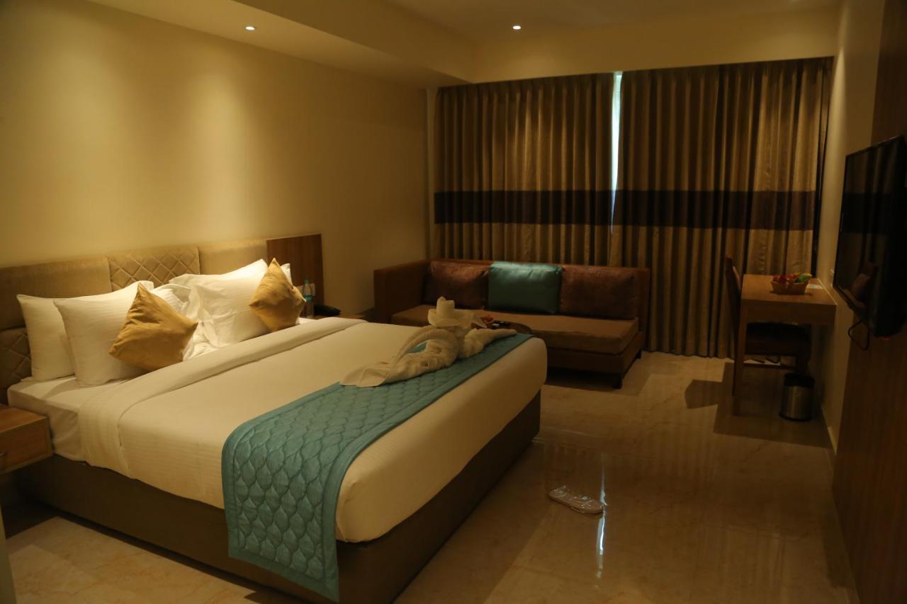 Misty Ocean - A Bergamont Group Of Hotel Kuilapalayam Esterno foto