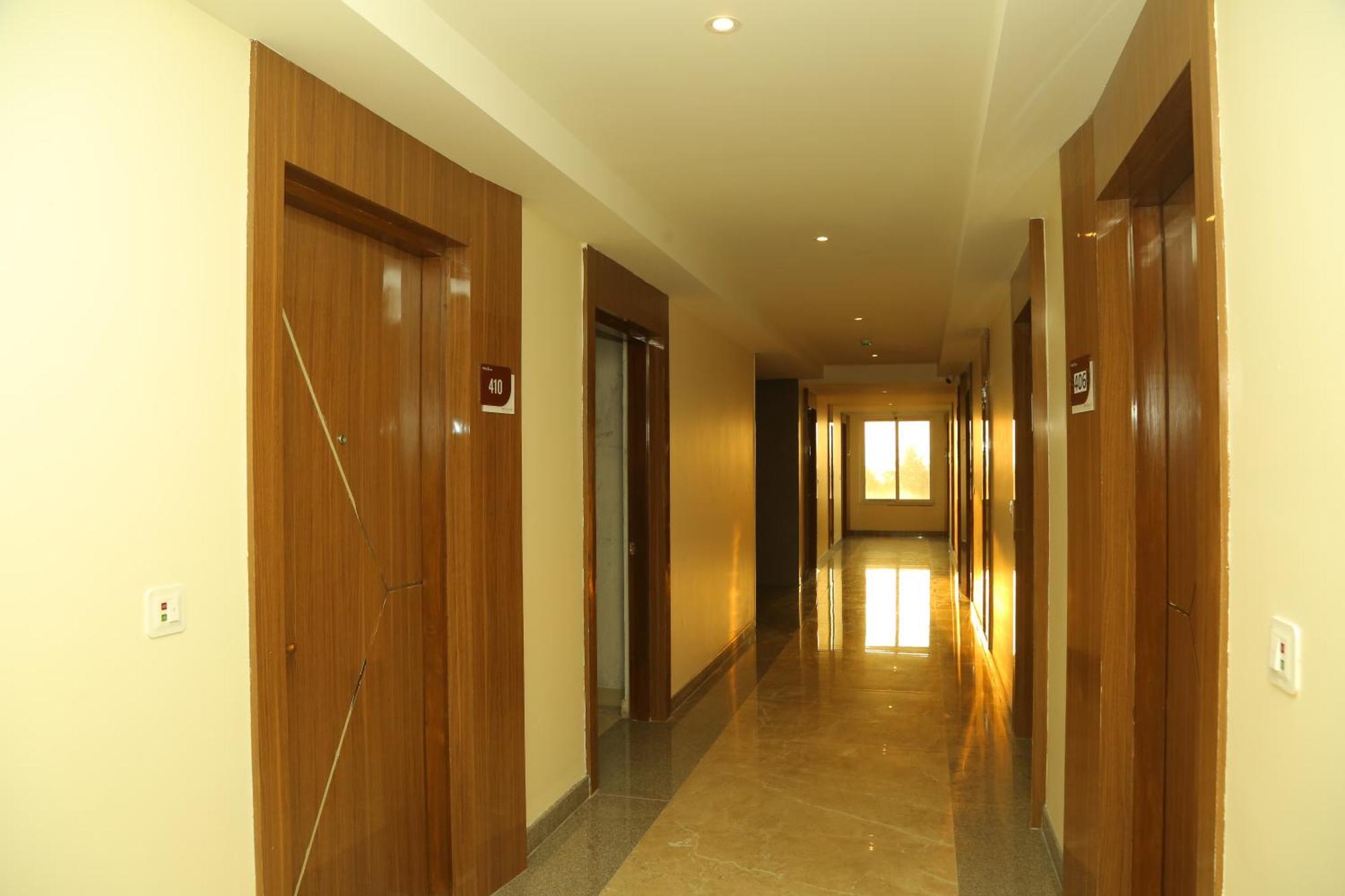 Misty Ocean - A Bergamont Group Of Hotel Kuilapalayam Esterno foto