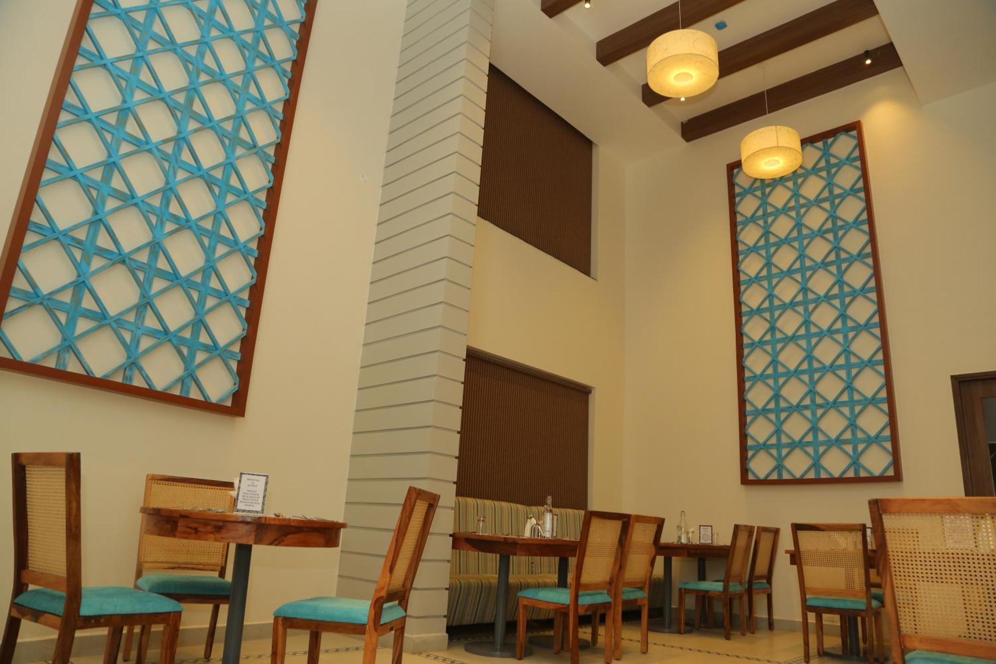 Misty Ocean - A Bergamont Group Of Hotel Kuilapalayam Esterno foto