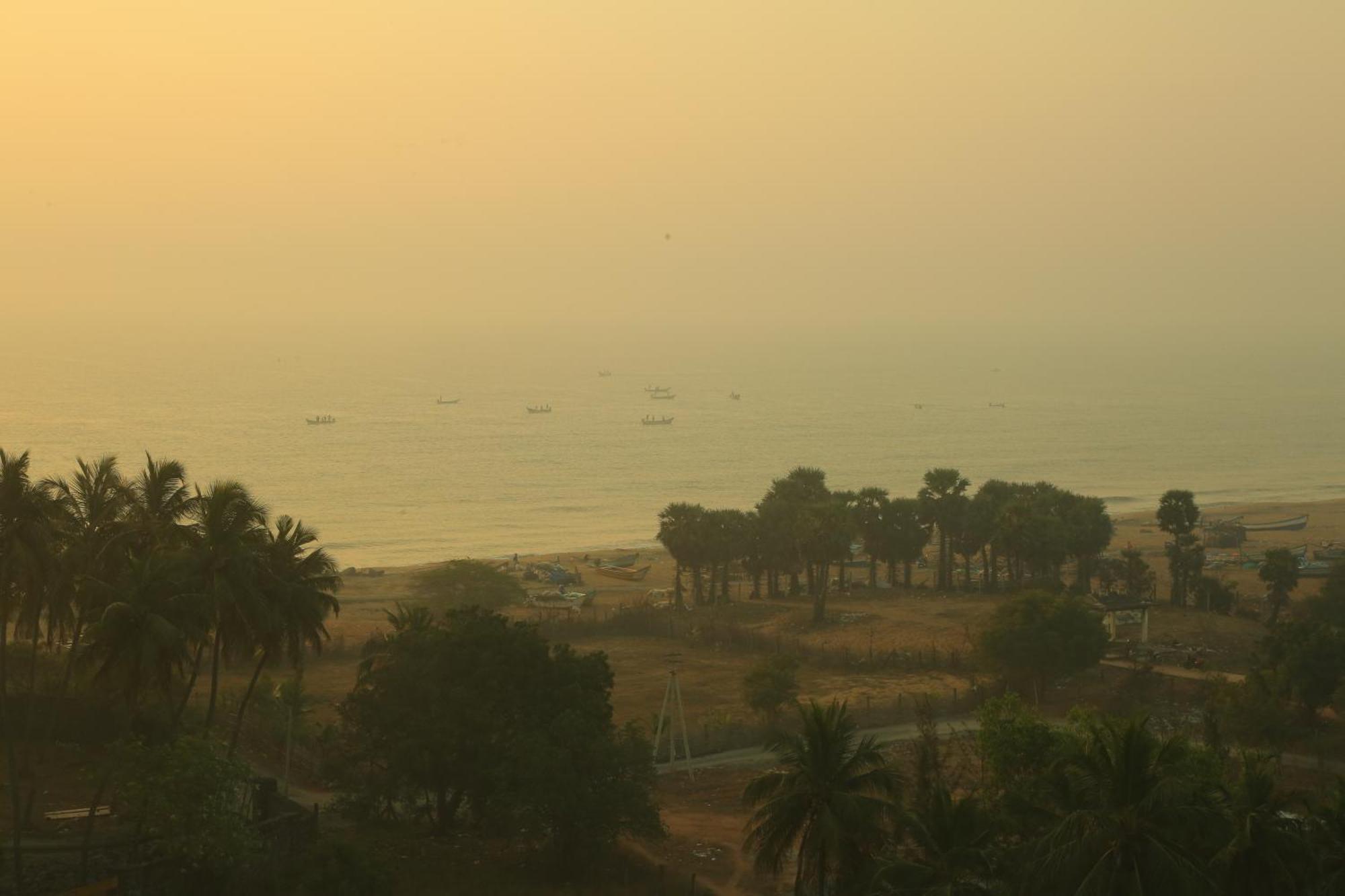Misty Ocean - A Bergamont Group Of Hotel Kuilapalayam Esterno foto