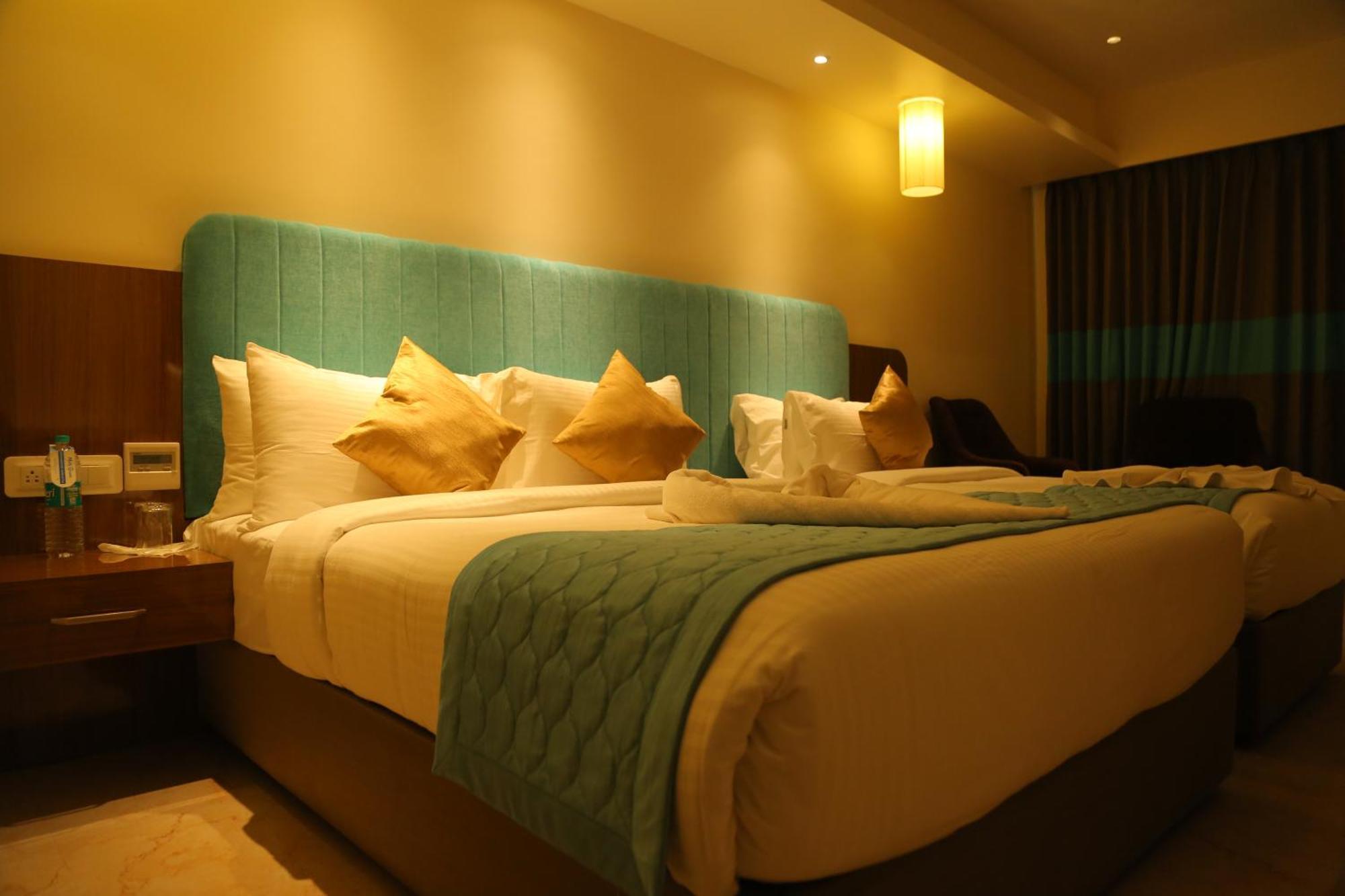 Misty Ocean - A Bergamont Group Of Hotel Kuilapalayam Esterno foto